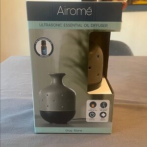 Brand new Airome untrasonic essential oil diffuser